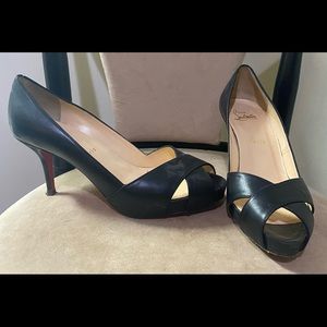 Pre owned Louis Vuitton Black Heels